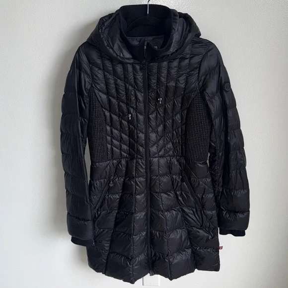 Bernardo Black Quilted Puffer Jacket Thigh Length Cover Butt, Size Medium - Picture 1 of 10